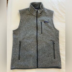 Patagonia men’s fleece vest - size medium